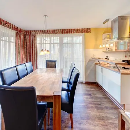 Kuestenhaus Holiday home *